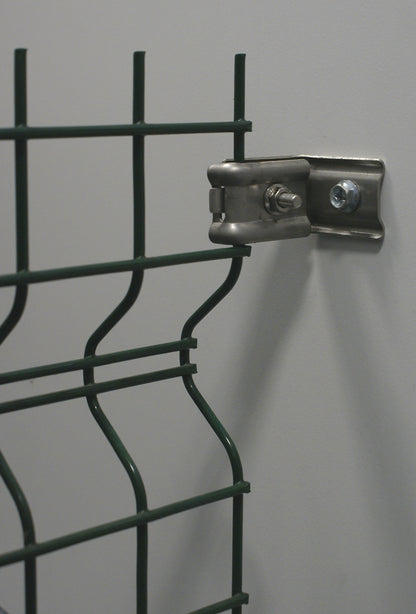 Torwinkel aus Metall zur Befestigung von Doppelstabmatten für Zaunanlagen – MY-Zaunsysteme