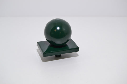 Pfostenkappe Kugel grün aus Metall für Zaunanlage – MY-Zaunsysteme